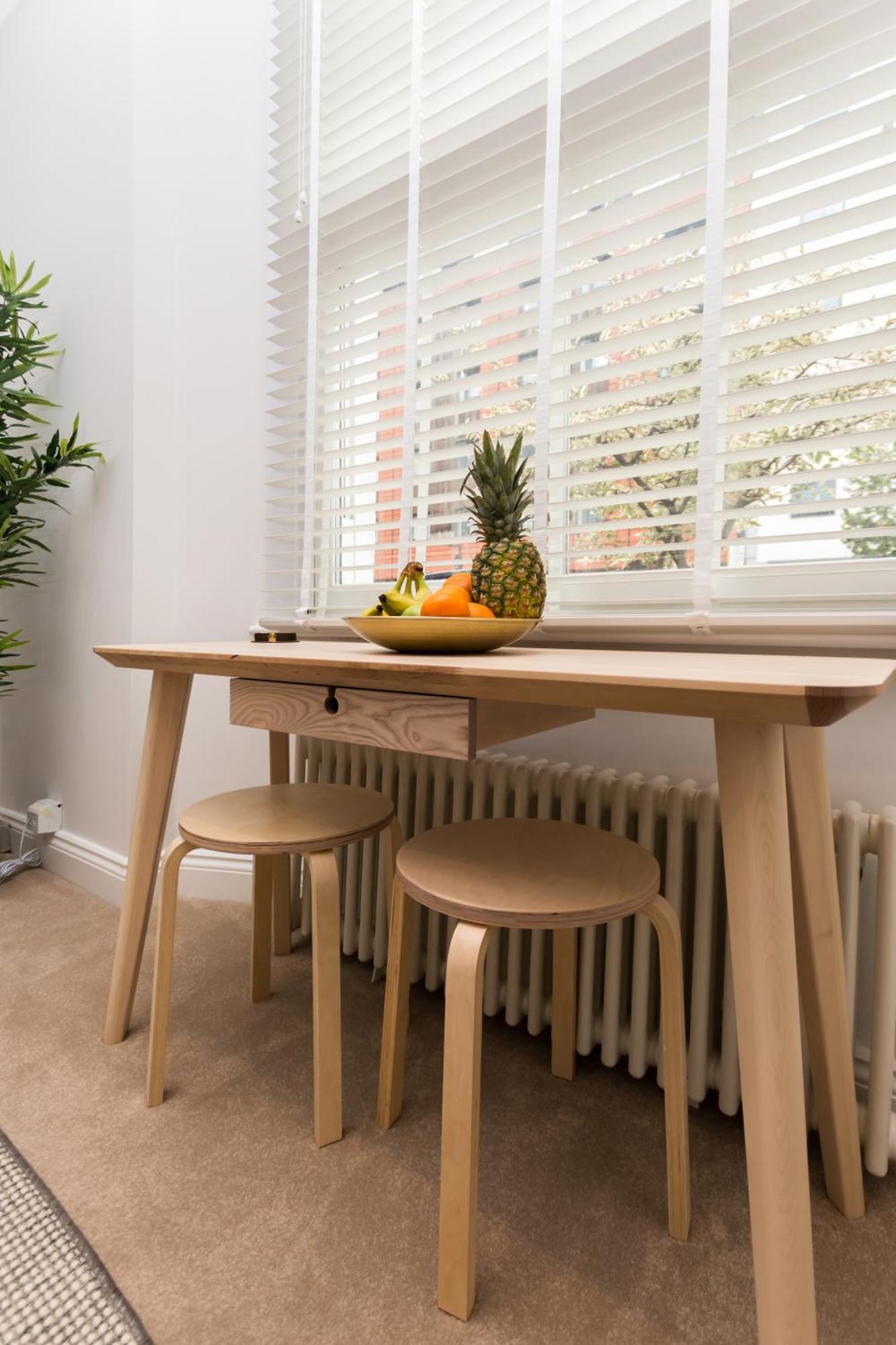 Amazing 1bdr With Private Decked Garden, Fast Wifi Apartamento