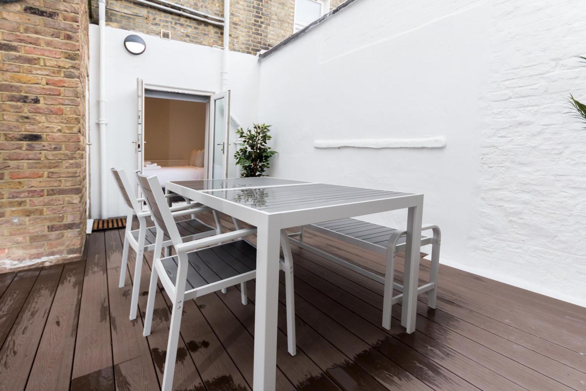 Amazing 1bdr With Private Decked Garden, Fast Wifi Apartamento Londres
