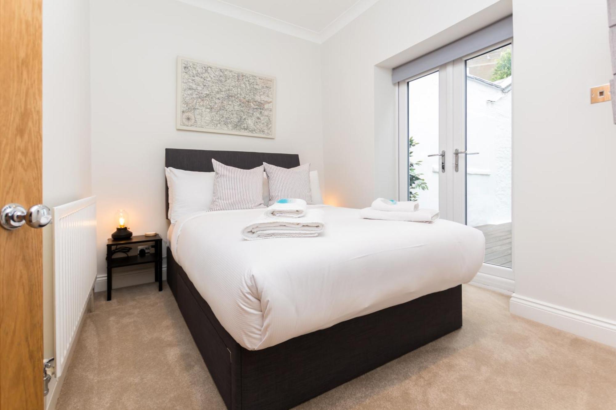 Amazing 1bdr With Private Decked Garden, Fast Wifi Appartement