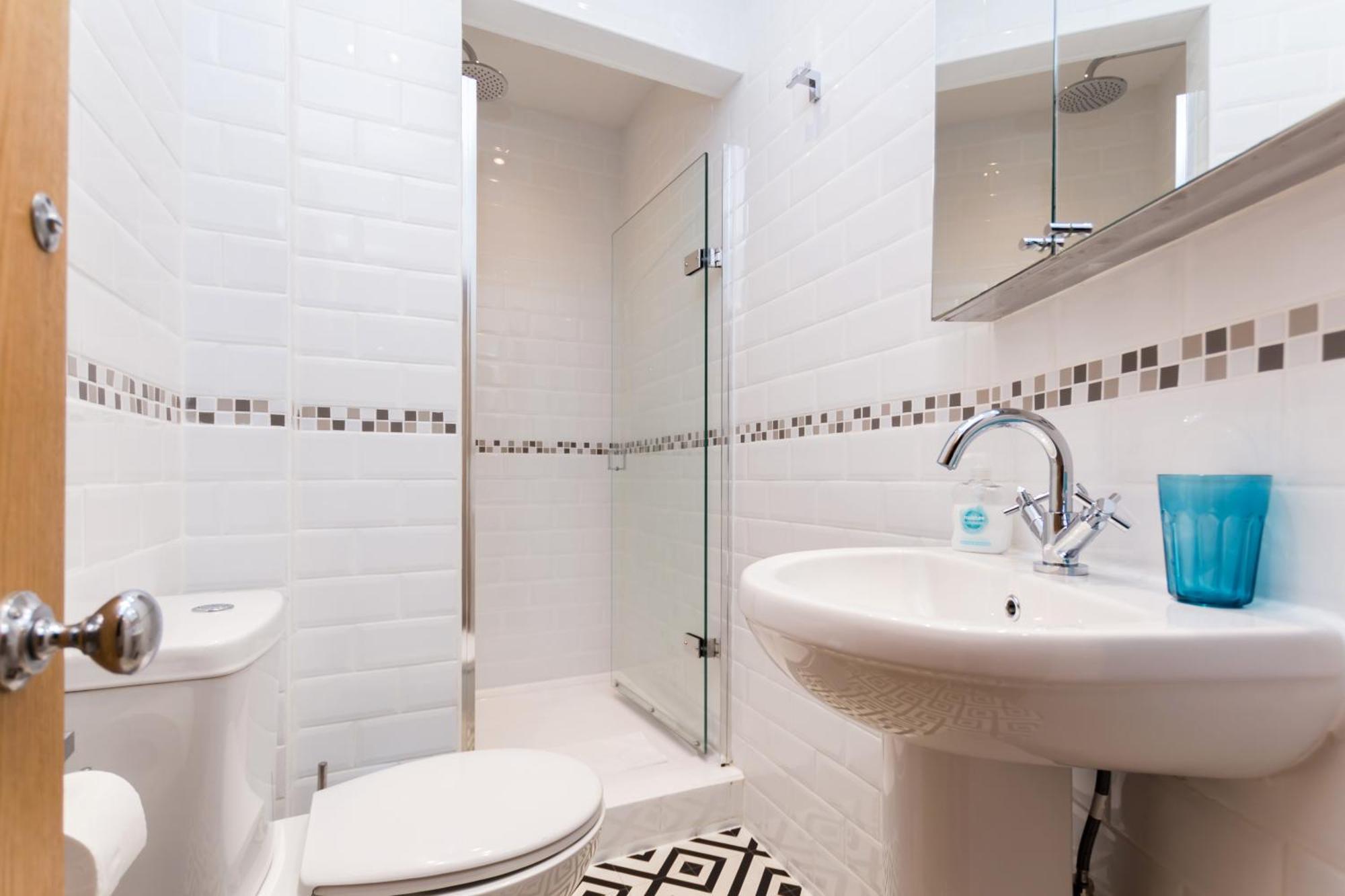 Amazing 1bdr With Private Decked Garden, Fast Wifi *